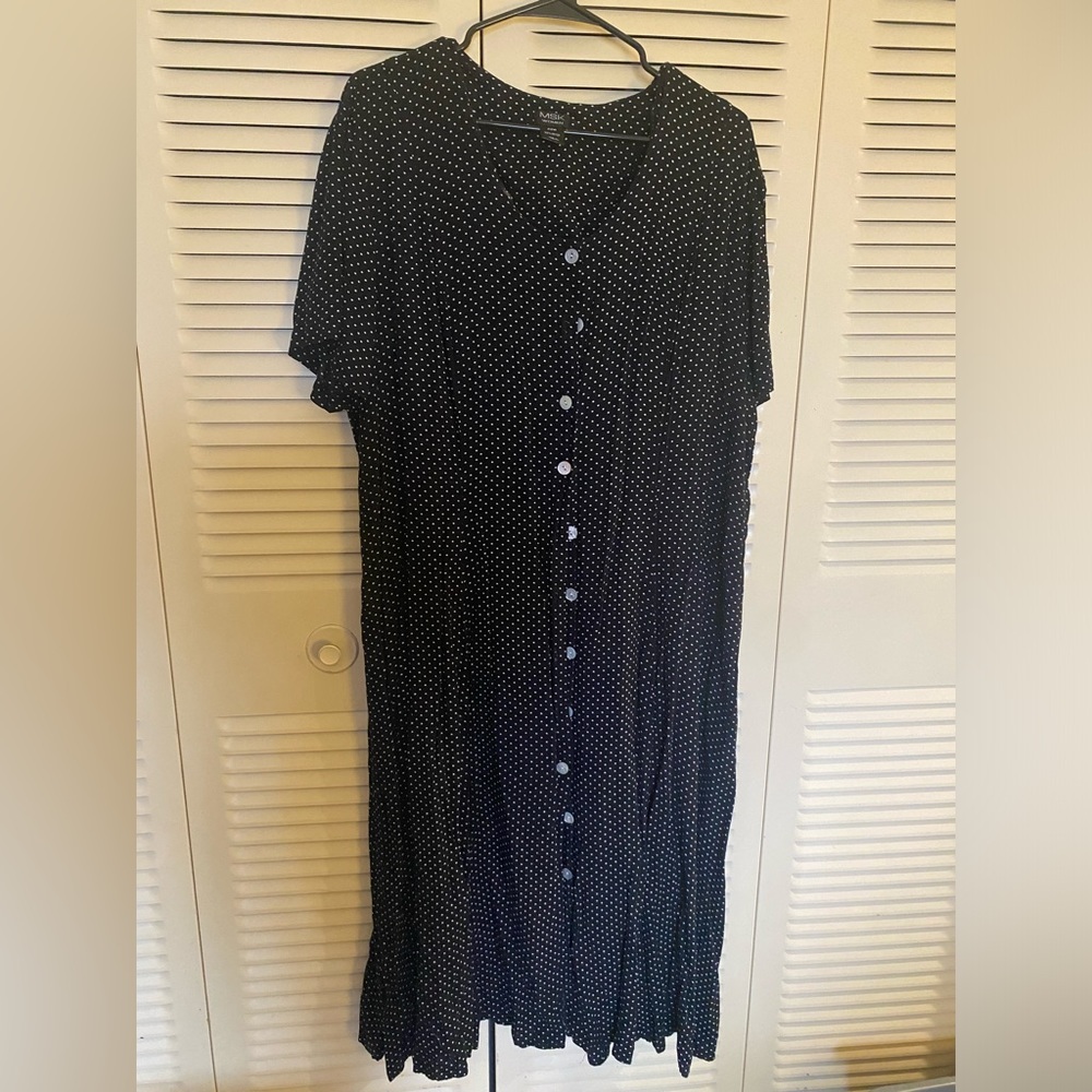 MSK 22w polka dot dress with mother of Pearl type buttons
